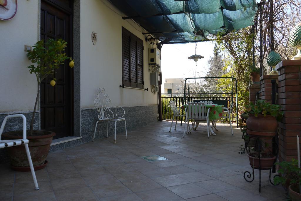 Casa Vacanze Laura Villa กัลตานิสเซตตา ภายนอก รูปภาพ